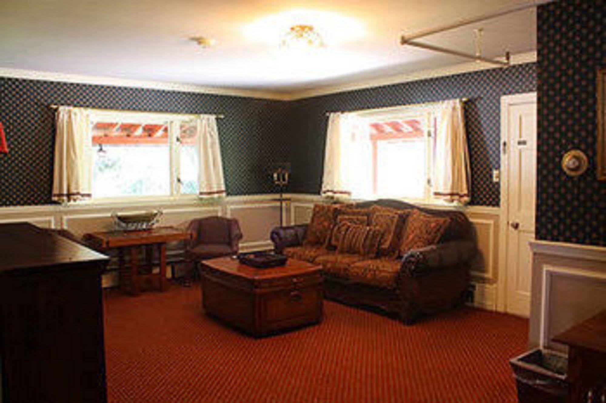 The Historic Redstone Inn Buitenkant foto
