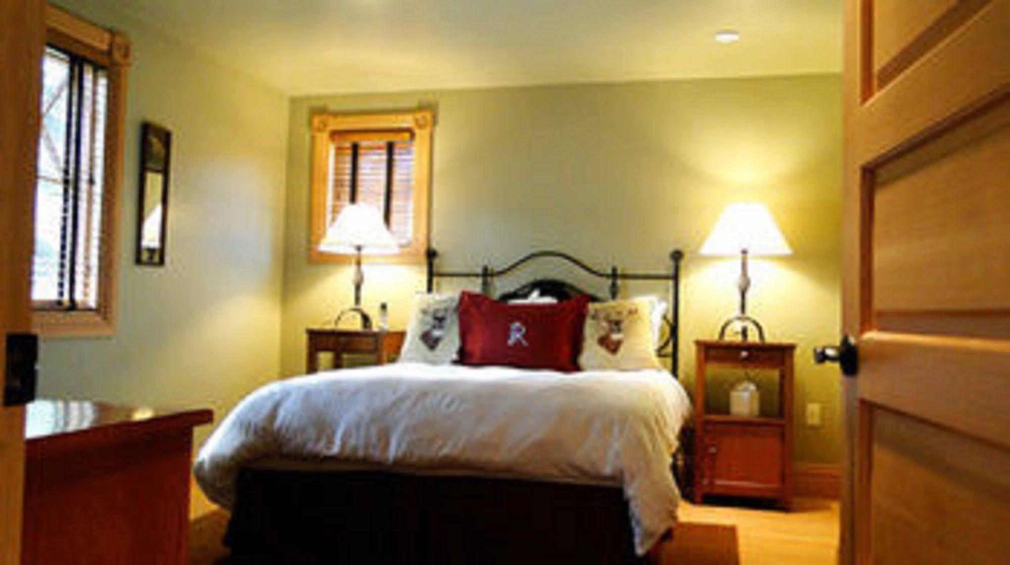 The Historic Redstone Inn Buitenkant foto