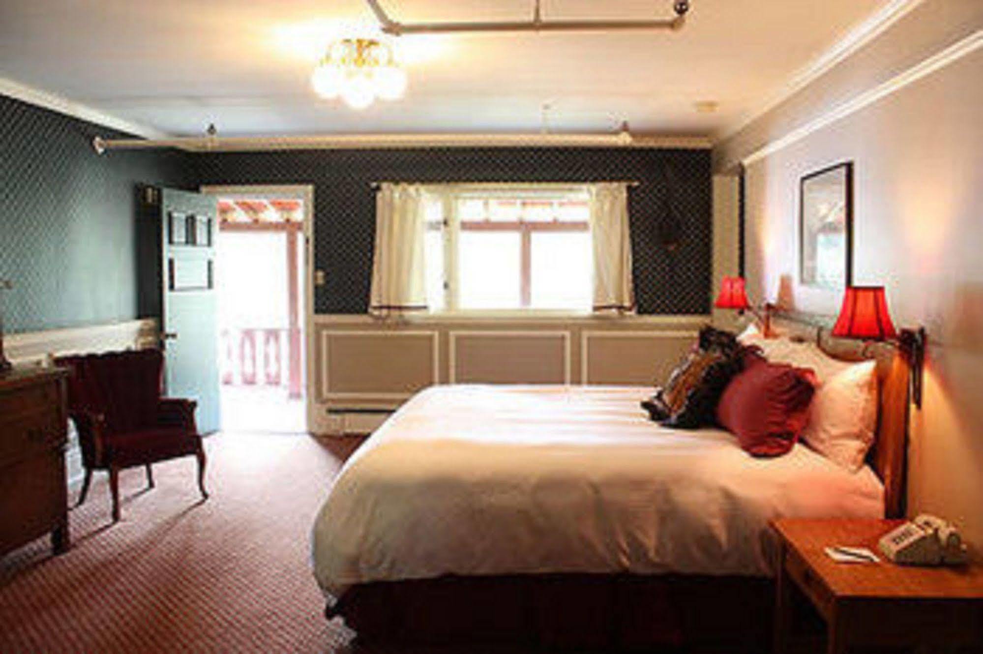 The Historic Redstone Inn Buitenkant foto